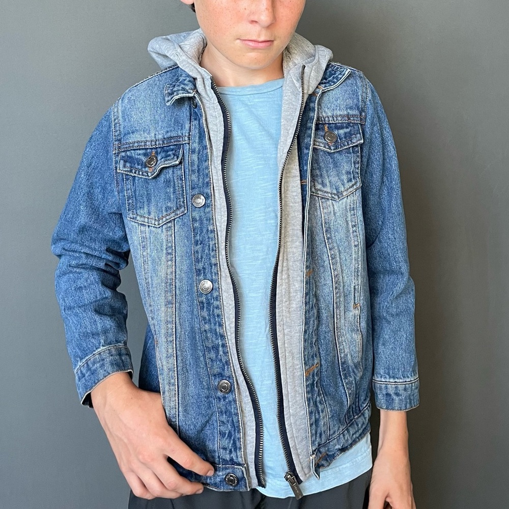 Kids jean jacket with hood